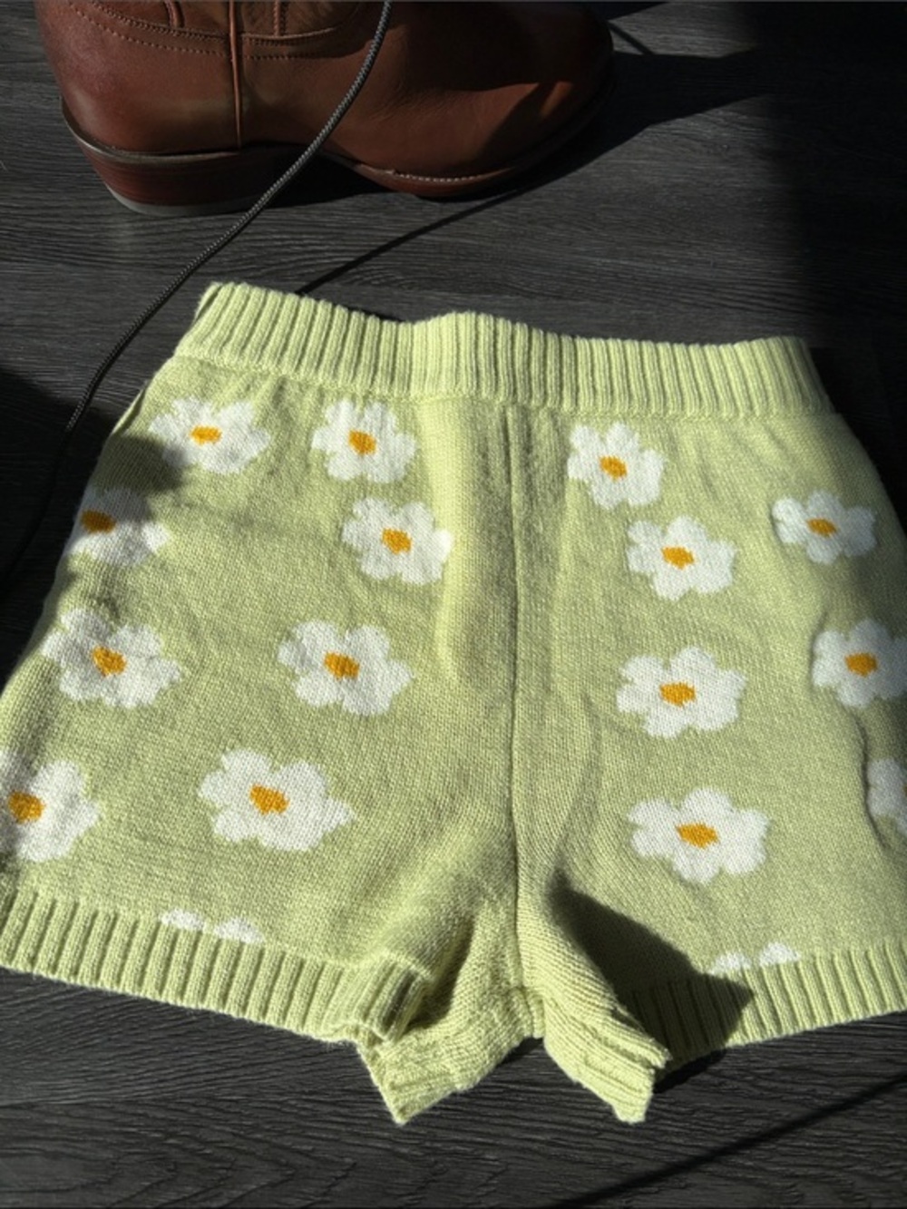 Anthropologie Knit Crochet High Waist Floral Short Shorts Green Medium
